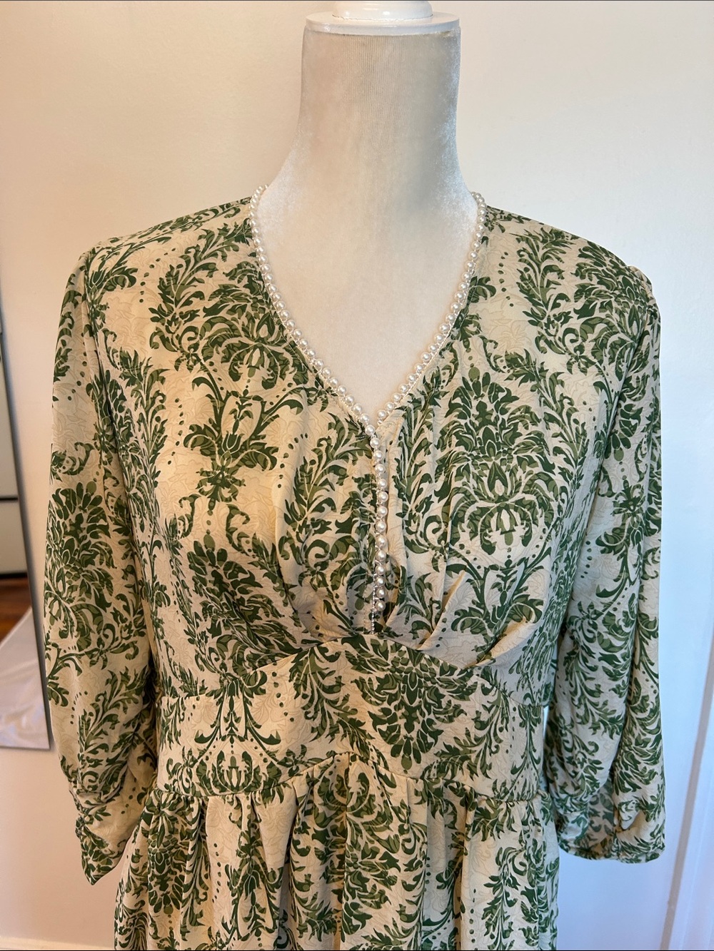 Green Damask Print Maxi Dress for Women - Picture 2 of 16